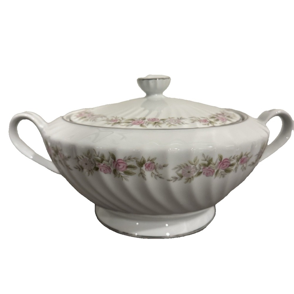 Teahouse Rose Dansico Fine China Covered Serving Bow 11" handle to handle Floral